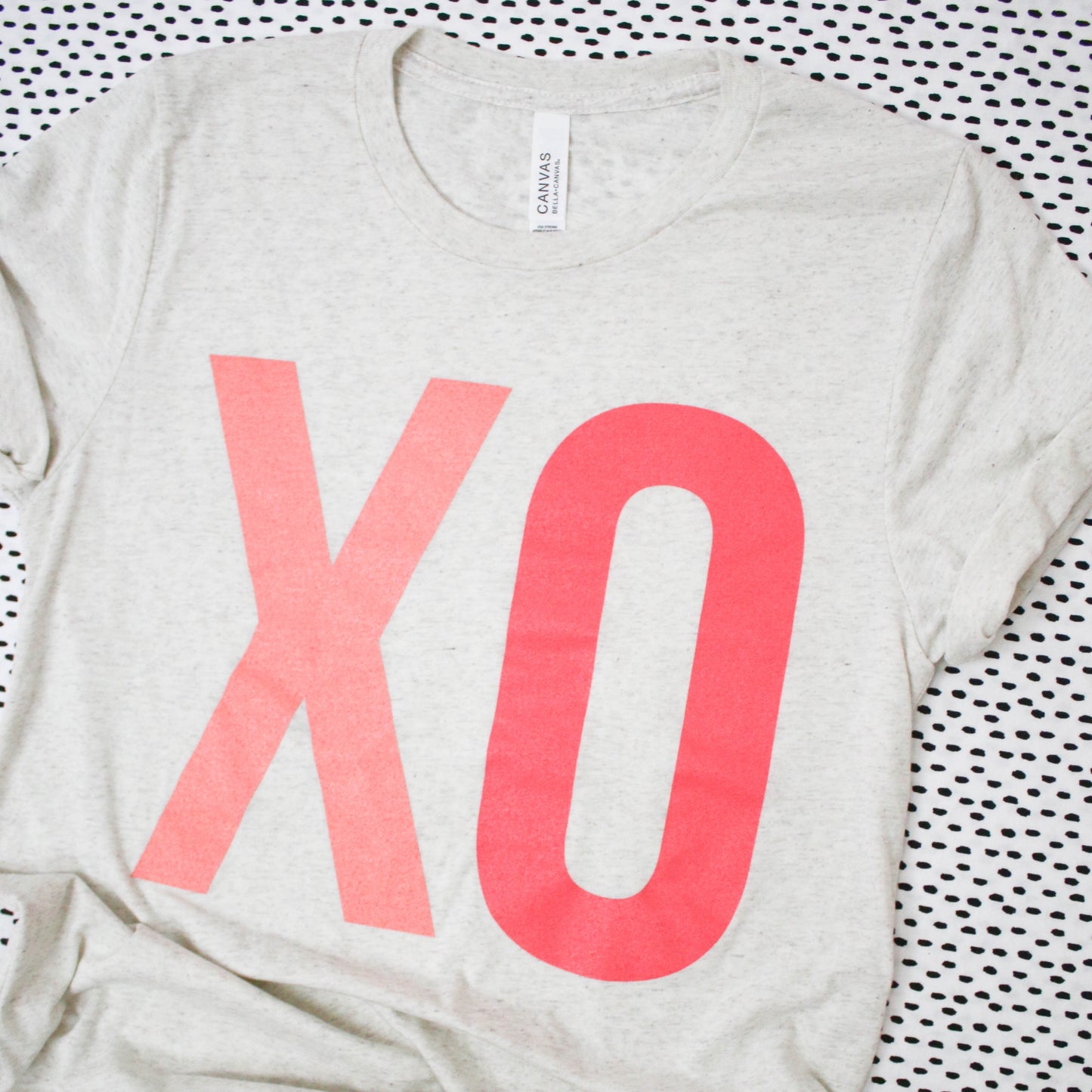 XO Graphic Tee