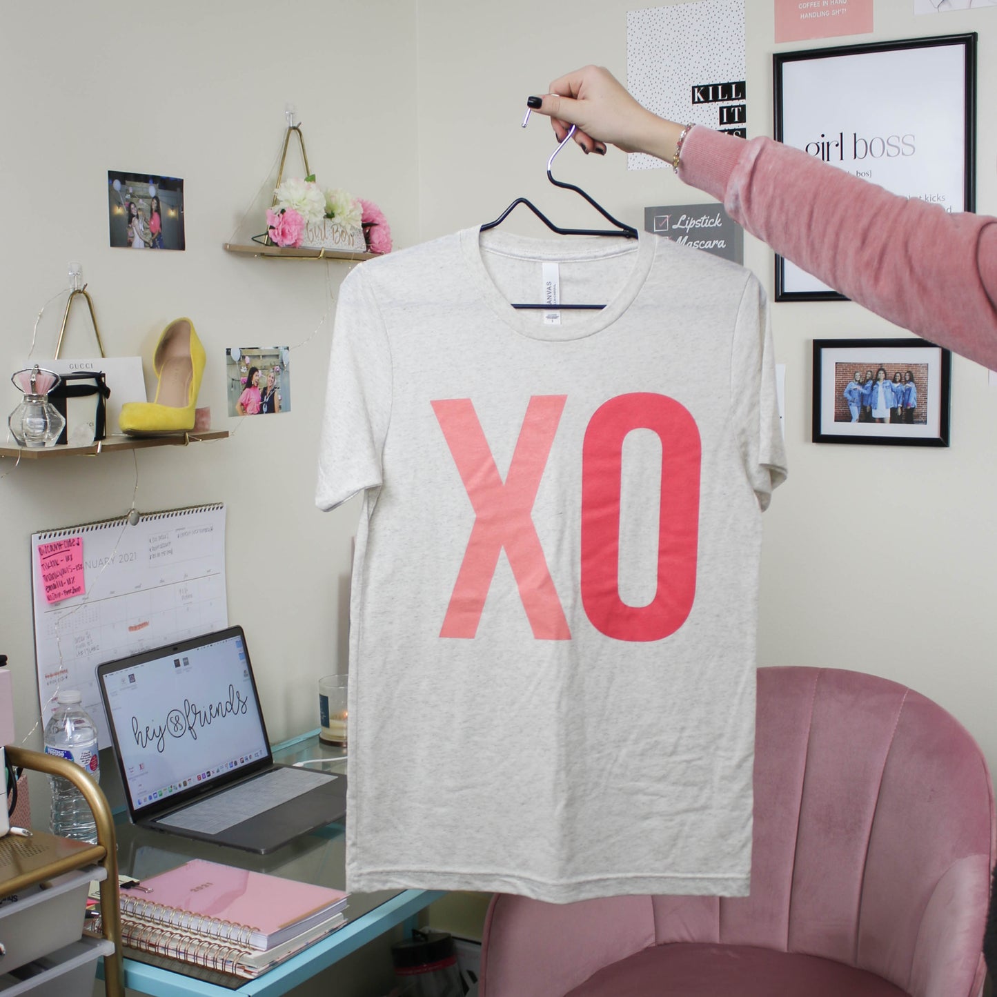 XO Graphic Tee