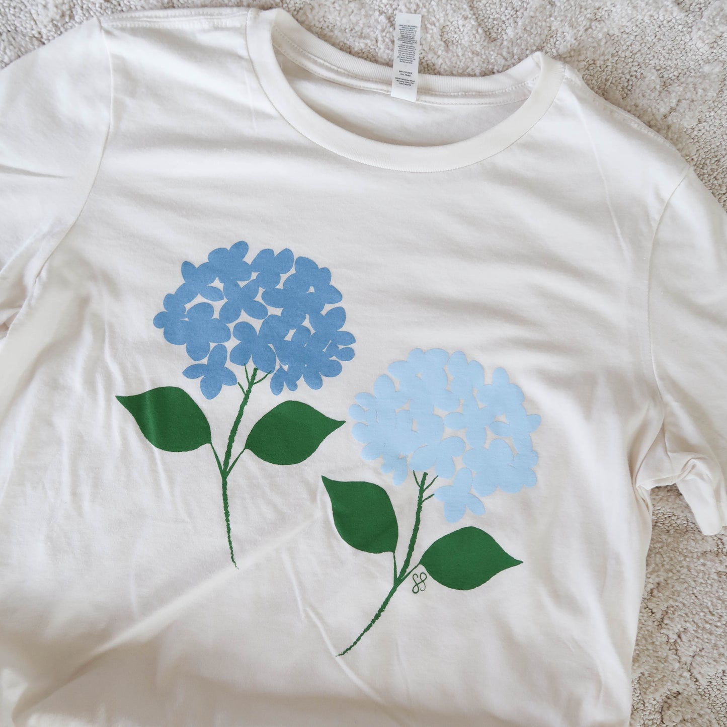 Hydrangea Days Tee
