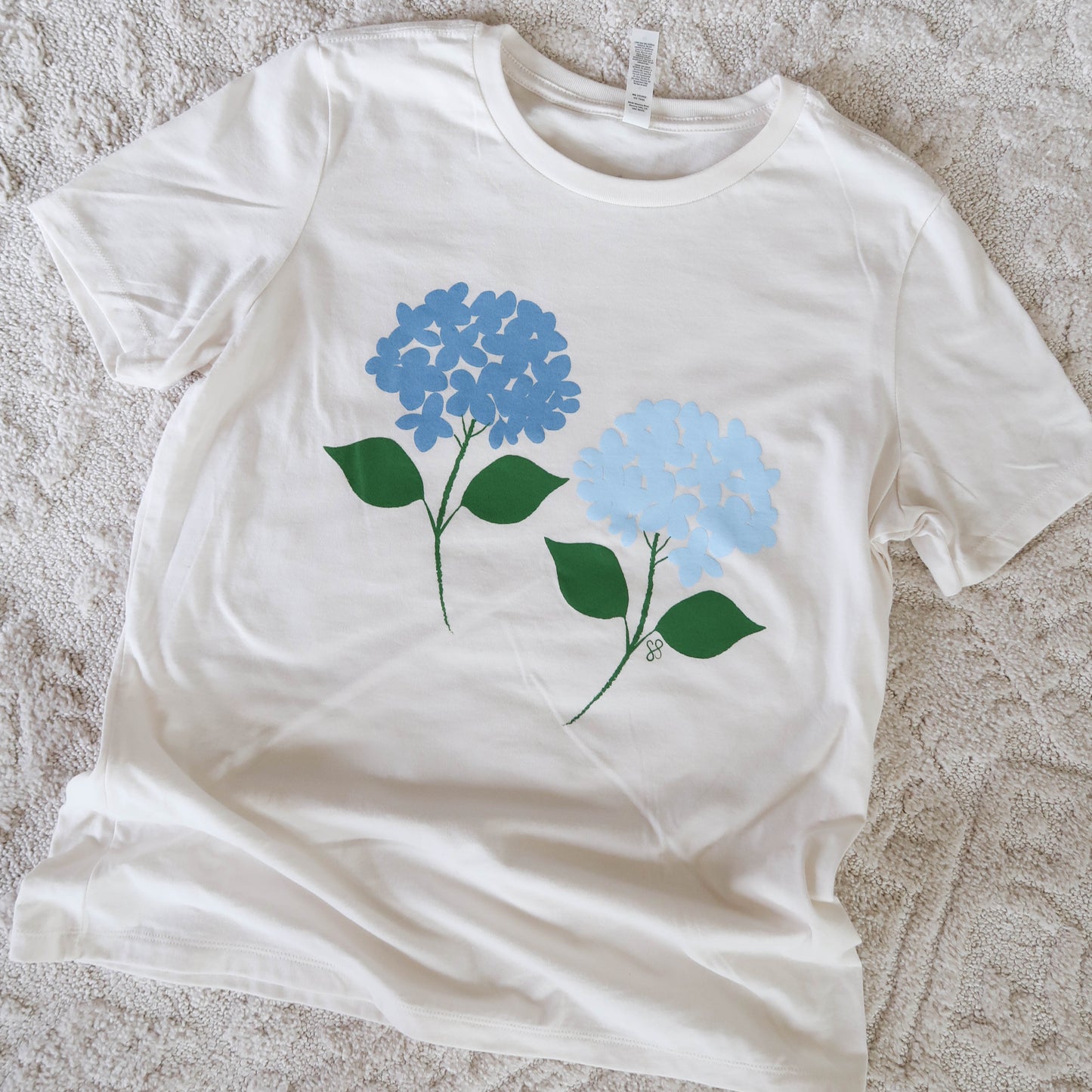 Hydrangea Days Tee
